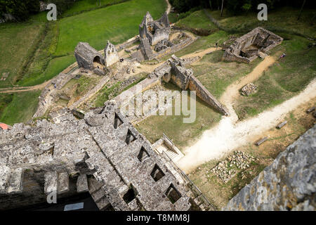 Les Eyzies-de-Tayac-Sireuil (sud-ovest della Francia): Chateau de Commarque, un castrum medievale comprendente un castello, una cappella e case. Chateau de Comm Foto Stock