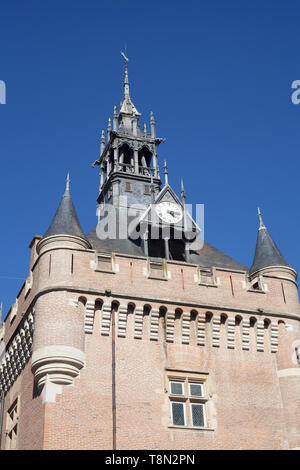 Donjon du Capitole costruito nel 1525, restaurata da Viollet le Duc in C xix secolo ora l'ufficio turistico, Toulouse Haute Garonne, Occitanie, Francia Foto Stock