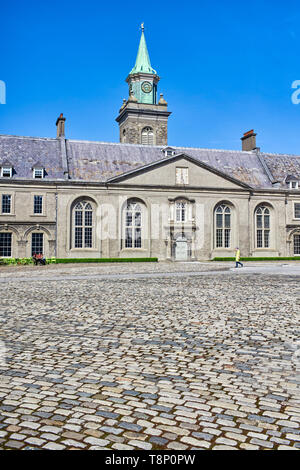 Il cortile al IMMA arte moderna museo ospitato nell'Ospedale Reale di Kilmainham, Dublino Foto Stock