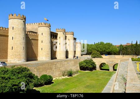 Spagna, regione di Aragona, provincia di Zaragoza, Zaragoza, il Palacio de la Aljaferia, il Parlamento di Aragona, classificato come patrimonio mondiale dall' UNESCO Foto Stock