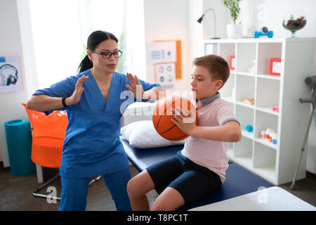 t shirt basket ragazzo