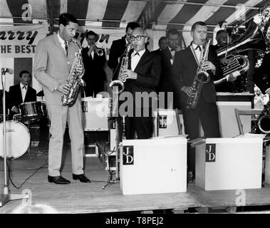 John Dankworth, Vic Ceneri e arte Ellefson, West Wickham, Kent, 1964. Autore: Brian Foskett. Foto Stock