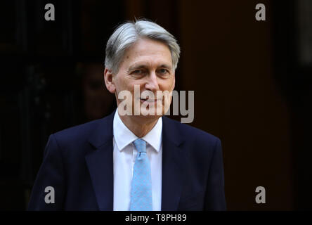 Il cancelliere Philip Hammond lascia 11 Downing Street, Londra. Foto Stock