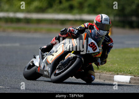 Portrush, Irlanda del Nord. 14 Maggio, 2019. Internazionale Nord Ovest 200 motorcycle road racing, Martedì pratica; Michael Rutter sul Bathams Racing/Aspir-Ho Honda durante la pratica di SuperBike Credito sessione: Azione Plus sport/Alamy Live News Foto Stock