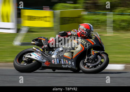 Portrush, Irlanda del Nord. 14 Maggio, 2019. Internazionale Nord Ovest 200 motorcycle road racing, Martedì pratica; Michael Rutter sul Bathams Racing/Aspir-Ho Honda durante la pratica di SuperBike Credito sessione: Azione Plus sport/Alamy Live News Foto Stock