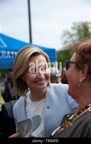 A Göteborg, Svezia 14 Maggio 2019: Leader dei cristiano democratici svedesi , Ebba Busch Thor tenendo un discorso elettorale prima delle elezioni europee Foto Stock