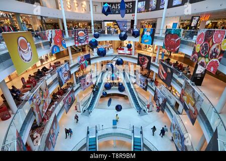 Francia, Parigi, Front de Seine district, all'interno del Beaugrenelle shopping center da Valode e Pistre architects Foto Stock