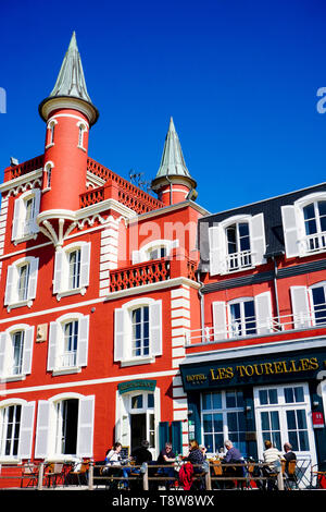 Les Tourelles, rinomato albergo-ristorante Le Crotois, Baia di Somme, Hauts-de-France, Francia Foto Stock