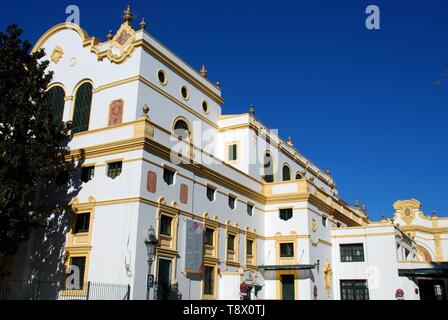 Siviglia, Spagna - 15 novembre 2008 - Vista di Lope de Vega theatre (Teatro Lope de Vega), Siviglia, provincia di Siviglia, in Andalusia, Spagna, Europa, nove Foto Stock