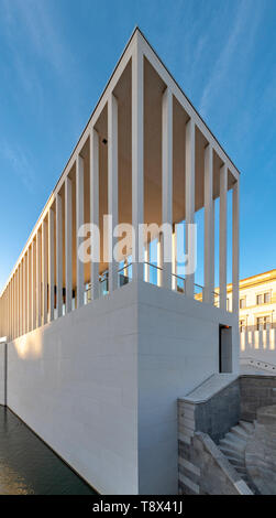 Architetto David Chipperfield è di nuovo James Simon Gallery è un'estensione per il Neuesmuseum (Nuovo Museo) sull'Isola dei Musei di Berlino. Foto Stock