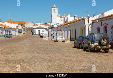 Insediamento rurale villaggio strade acciottolate, Entradas, vicino a Castro Verde, Baixo Alentejo, Portogallo, Europa meridionale Foto Stock