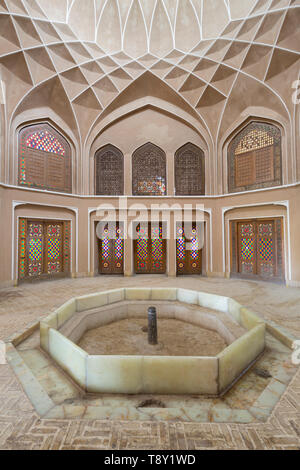 Bagh-e Dolat Abad edificio storico padiglione, Yazd, Iran Foto Stock