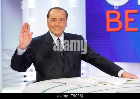 Italia, Roma, 14 Maggio 2019 : Silvio Berlusconi, leader della "Forza Italia' party, partecipa al talk show tv 'L'aria che tira' su La7 tv. Foto Remo Foto Stock