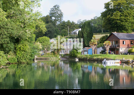 In piscina porthnavas, porthnavas creek, off il fiume helford, Cornwall Foto Stock