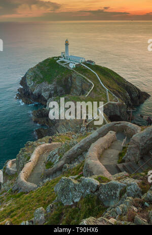 Sud pila faro, Anglesey, Galles Foto Stock