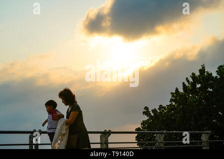 Piattaforma al tramonto, un famosi punti panoramici in Tainan, Taiwan. Foto Stock