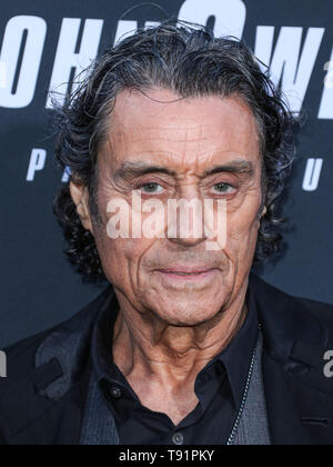 HOLLYWOOD e LOS ANGELES, CALIFORNIA, STATI UNITI D'America - 15 Maggio: Attore Ian McShane arriva a Los Angeles speciale proiezione del Lionsgate 'John stoppino: Capitolo 3 - Parabellum" tenutasi presso la leva TCL Chinese Theatre IMAX il 15 maggio 2019 a Los Angeles, California, Stati Uniti. (Foto di Xavier COLLIN/Image Press Agency) Foto Stock