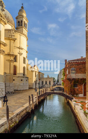 Basilica di Santa Maria della Salute o la Basilica di Santa Maria della Salute a Venezia. Italia Foto Stock