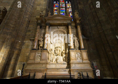 Altare raffigurante la Presentazione della Beata Vergine Maria al Tempio, nel Duomo di Milano, Milano, Italia. Foto Stock