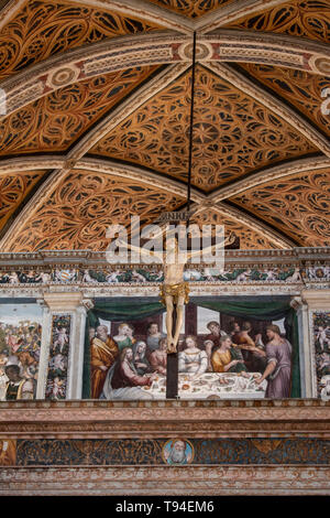 Milano, Italia: all'interno di San Maurizio al Monastero Maggiore, un 1518 chiesa conosciuta come la Cappella Sistina di Milano, i dettagli della volta nella sala delle monache Foto Stock