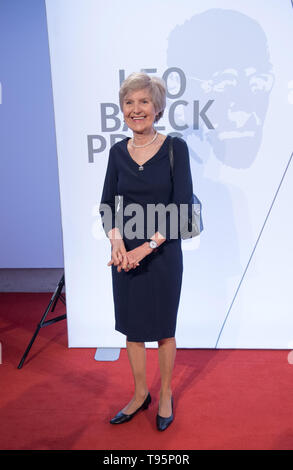 Berlino, Germania. 16 Maggio, 2019. Friede Springer, editore, arriva al Leo Baeck Prize 2019. Credito: Jörg Carstensen/dpa/Alamy Live News Foto Stock