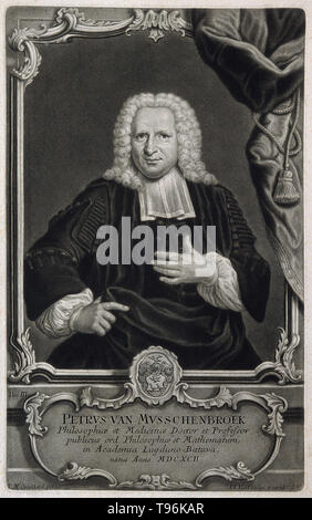Pieter van Musschenbroek (marzo 14,1692 - 19 settembre 1761) era un scienziato olandese. È stato professore a Duisburg, Utrecht e Leida, dove ha ricoperto posizioni in matematica, filosofia, medicina, e Astronomia. Egli è accreditato con l invenzione del primo condensatore nel 1746: la bottiglia di Leida. Egli ha comunicato questa scoperta a René Réaumur e fu Abbé Nollet, il traduttore di Musschenbroek la lettera dal latino, che ha chiamato il trovato la bottiglia di Leida. Foto Stock
