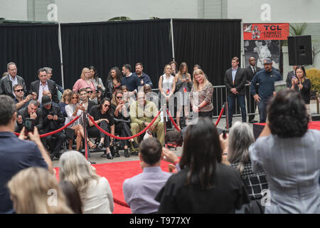 Keanu Reeves. Un attore Handprints e impronte cementato su Hollywood Boulevard. Teatro Cinese Evento, Hollywood, California, 14 maggio 2019 Foto Stock