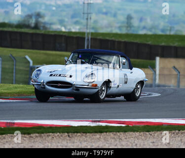 Jon Minshaw, Jack Minshaw, Jaguar E-Type, Jaguar Classic Challenge, pre-66 Jaguar Cars, Donington storica festa, maggio 2019, motor racing, motore spo Foto Stock