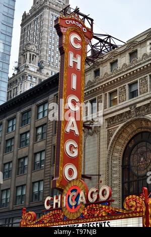 L'iconico Teatro di Chicago sulla North State Street, Chicago Loop, Illinois, Stati Uniti d'America Foto Stock