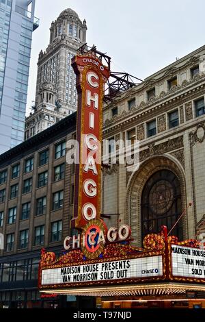 L'iconico Teatro di Chicago sulla North State Street, Chicago Loop, Illinois, Stati Uniti d'America Foto Stock