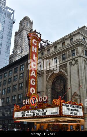 L'iconico Teatro di Chicago sulla North State Street, Chicago Loop, Illinois, Stati Uniti d'America Foto Stock