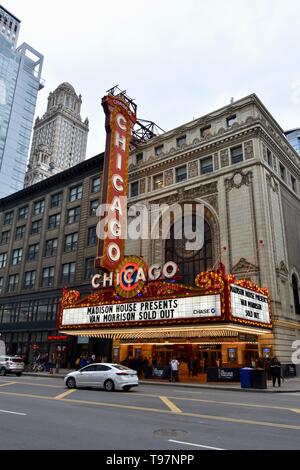 L'iconico Teatro di Chicago sulla North State Street, Chicago Loop, Illinois, Stati Uniti d'America Foto Stock