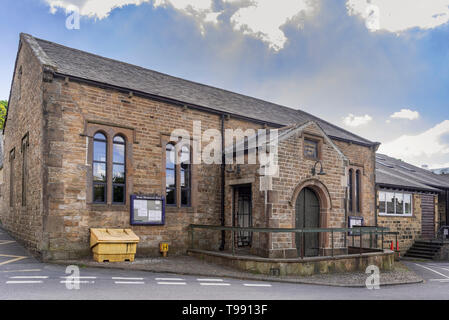 Dent village, Cumbria.La scuola primaria. Scuola nazionale edificio datato 1845. Foto Stock