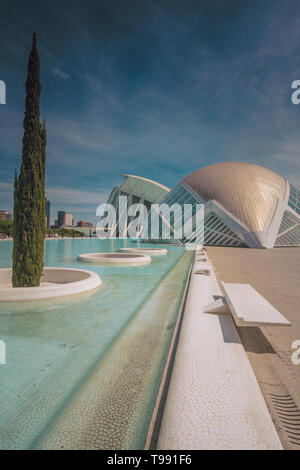 Il Hemisfèric, la Città delle Arti e delle scienze è un divertimento-base culturale e complesso architettonico della città di Valencia, Spagna. Foto Stock