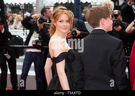 Cannes, Francia. Il 17 maggio 2019. Emily Beecham assiste la premiere del 'Little Joe' durante la 72a Cannes Film Festival presso il Palais des Festivals a Cannes, Francia, il 17 maggio 2019. | Utilizzo di credito in tutto il mondo: dpa/Alamy Live News Foto Stock