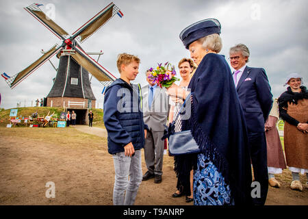 Harreveld, Paesi Bassi. Il 17 maggio 2019. La principessa Beatrice alla celebrazione del 200 anni windmill Hermien in Harreveld, Paesi Bassi, 17 maggio 2019. Credito: Patrick van Katwijk |/dpa/Alamy Live News Foto Stock