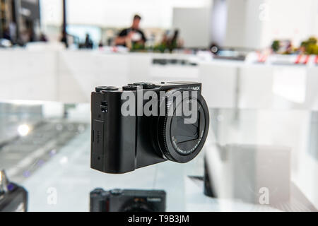 Panasonic Lumix LX15 4K WIFI 3x Zoom fotocamera digitale Ultra HD in esposizione presso lo showroom della fiera Panasonic, Global Innovations Show IFA 2018 Foto Stock