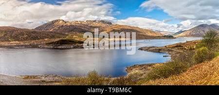 Vista panoramica sul Loch Lochy nelle Highlands scozzesi Foto Stock