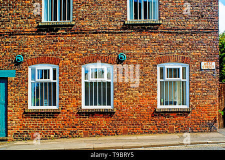 Ex opere di ingegneria ora appartamenti, West Street, Yarm on Tees, Nord Est Inghilterra Foto Stock