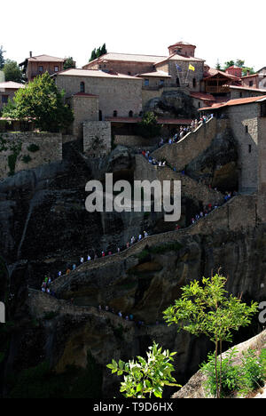 Il grande monastero Meteoron è il più grande e il più antico di tutti. È stato chiamato il monastero che è stato "sospeso in aria" (meteoro), a causa della t Foto Stock