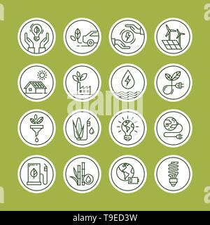Energia verde il set di icone di stile di linea. Illustrazione Vettoriale
