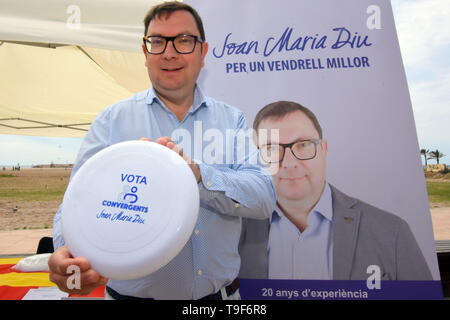 El Vendrell, Tarragona, Spagna. 18 Maggio, 2019. Joan Maria Diu, candidato dal gruppo politico ''Convergents'' per il sindaco di El Vendrell Tarragona, Spagna. Credito: Ramon Costa/SOPA Immagini/ZUMA filo/Alamy Live News Foto Stock