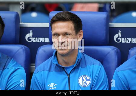 Gelsenkirchen (Germania). 18 Maggio, 2019. firo: 18.05.2019, calcio, 1.Bundesliga, stagione 2018/2019, FC Schalke 04 - VFB Stuttgart (0-0) Schalke, Sascha Riether, Ritratto | Credit: dpa/Alamy Live News Foto Stock