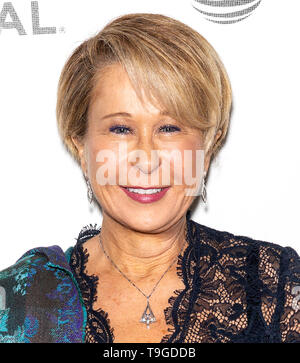 New York, NY - Aprile 28, 2019: US attrice e voce di "Lisa Simpson' Yeardley Smith assiste 'The Simpsons' trentesimo anniversario celebrazione durante la 20 Foto Stock