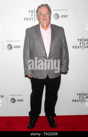 New York, NY - Aprile 28, 2019: 'The Simpsons' creatore Matt Groening assiste 'The Simpsons' trentesimo anniversario durante il 2019 Tribeca Film F Foto Stock