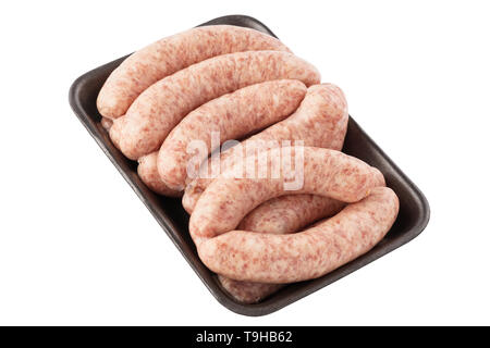 Salumi crudi su black foam vassoio. Isolato su bianco. Foto Stock