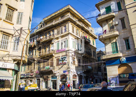 Tripoli, Libano - 15 Gennaio 2016: la vita di strada in centro a Tripoli in Libano Foto Stock