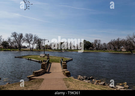 Kansas lago di pesca con alberi Foto Stock