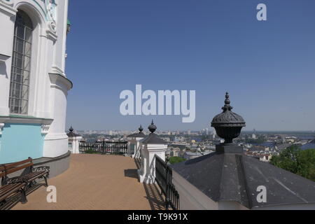 Vista da Sant'Andrea Chiesa della città di Kiev, Ucraina Foto Stock