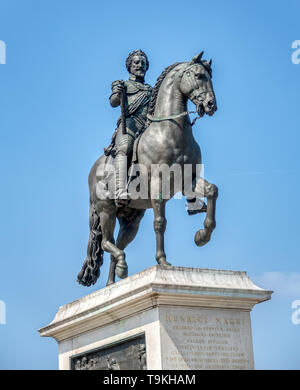 Statua di Enrico IV da Pont Neuf - Parigi, Francia Foto Stock